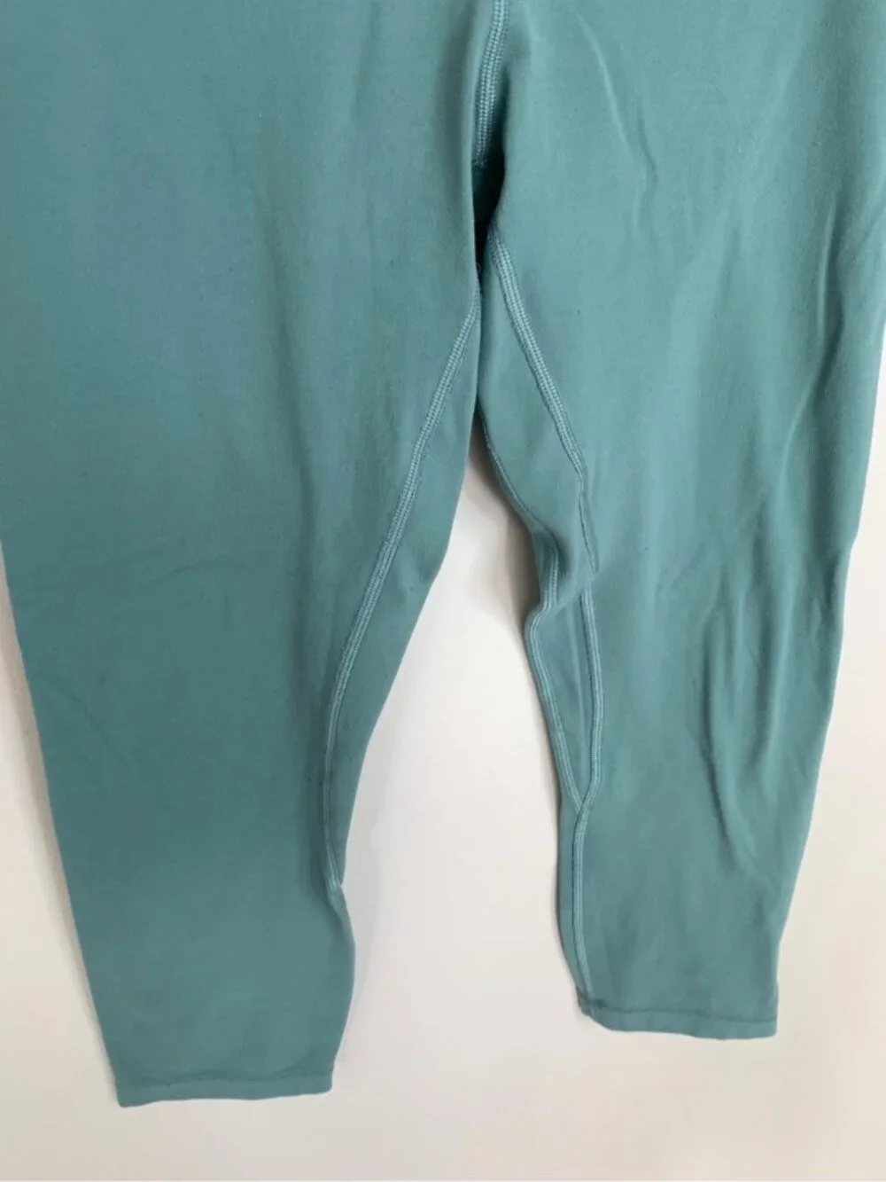 Lululemon Align Crop *21